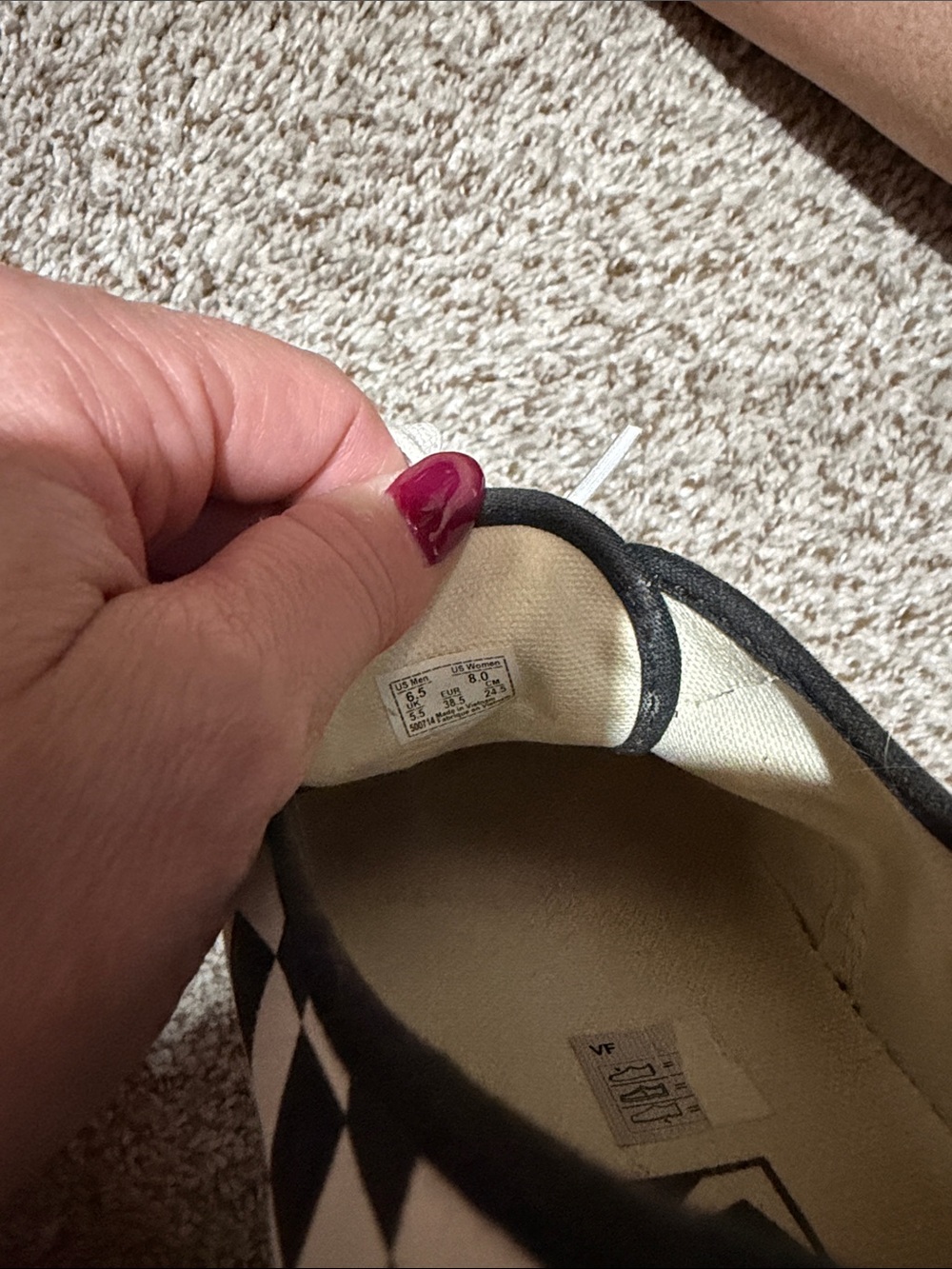 Vans - Picture 7 of 7